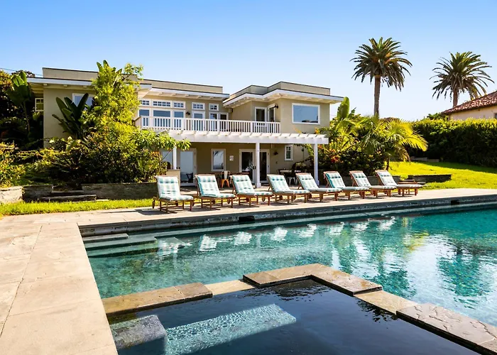 50 Pct Off! Malibu Ocean Escape, Pool, Walk To Beach